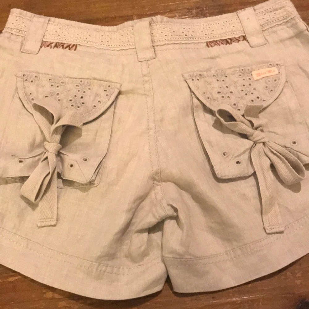 Shorts - Picture 4 of 6